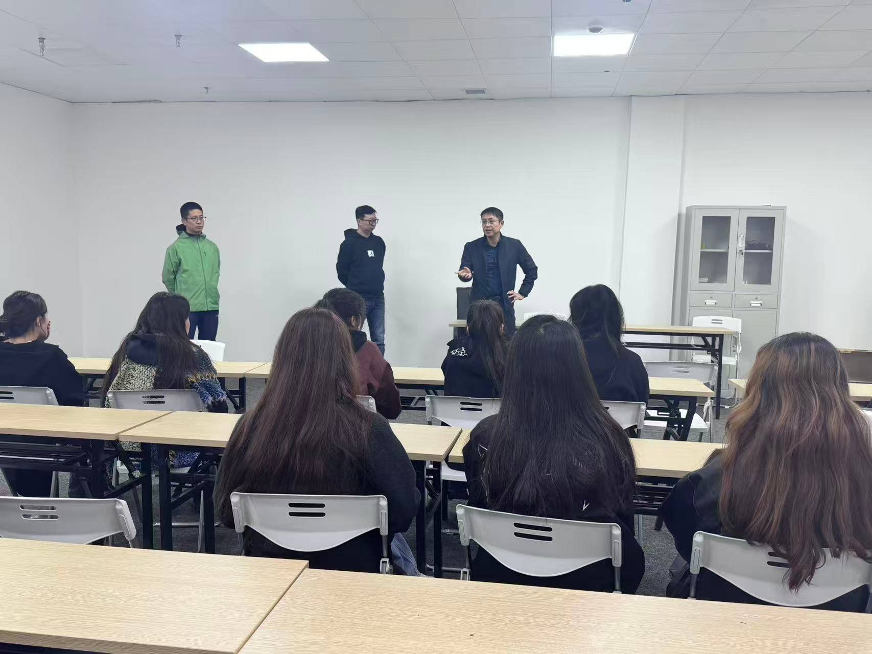 410cd5fd08.jpg 410cd5fd08.jpg