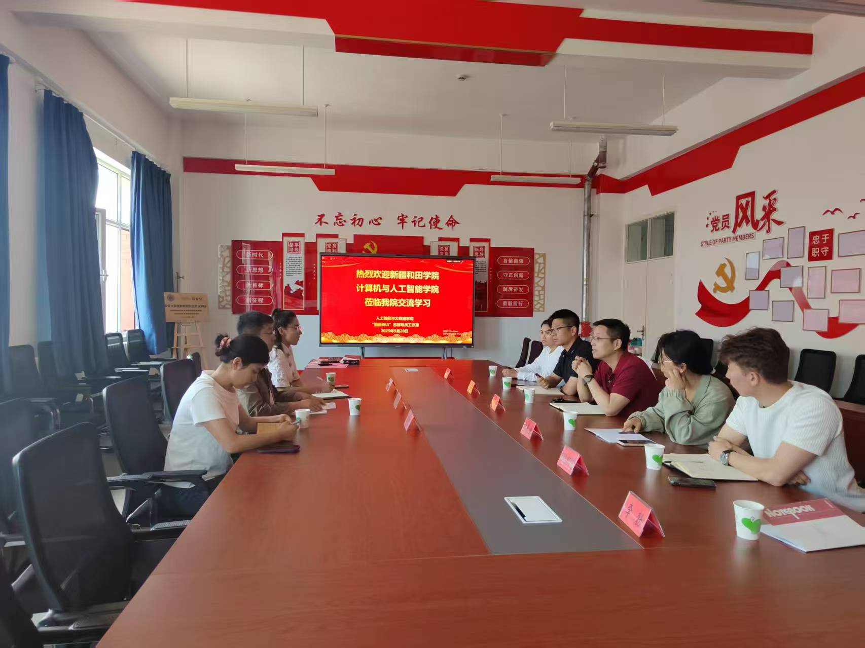 25ab5c4a20.jpg 25ab5c4a20.jpg