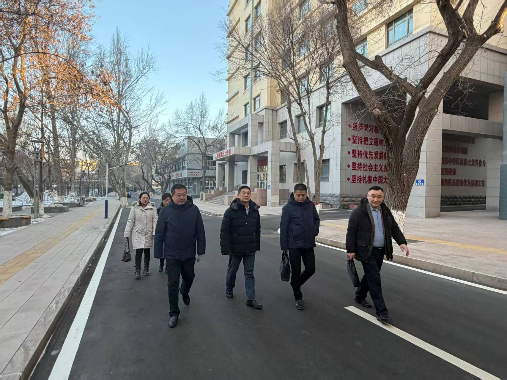 c03bdc784d.jpg c03bdc784d.jpg