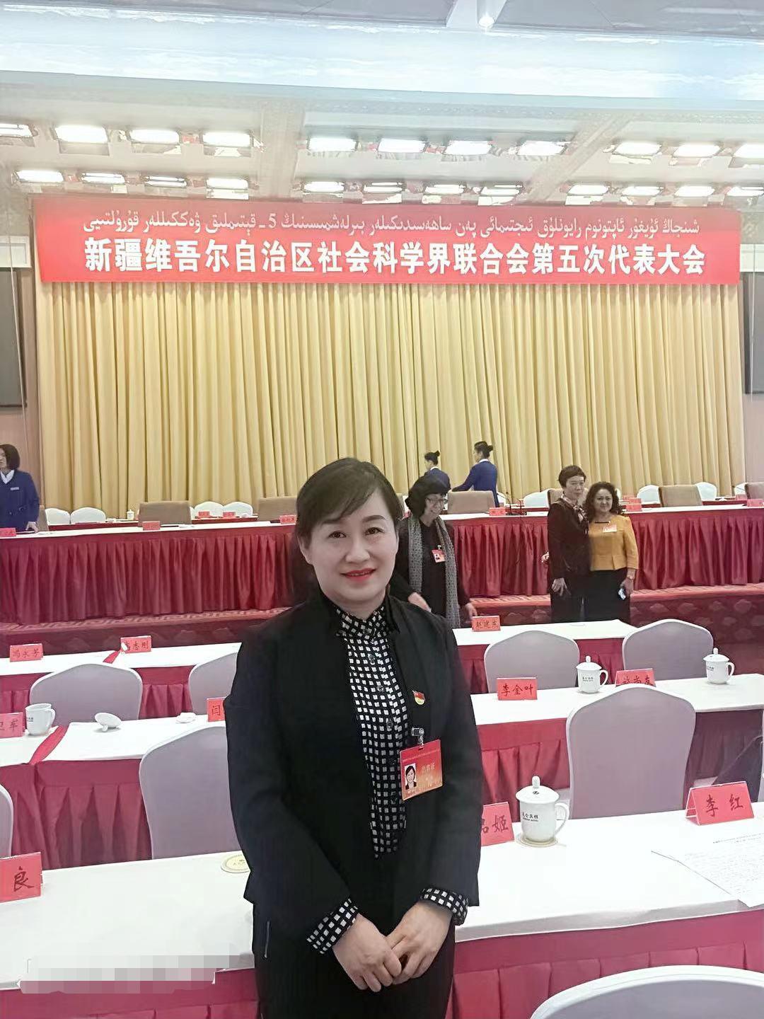 周瑾.jpg
