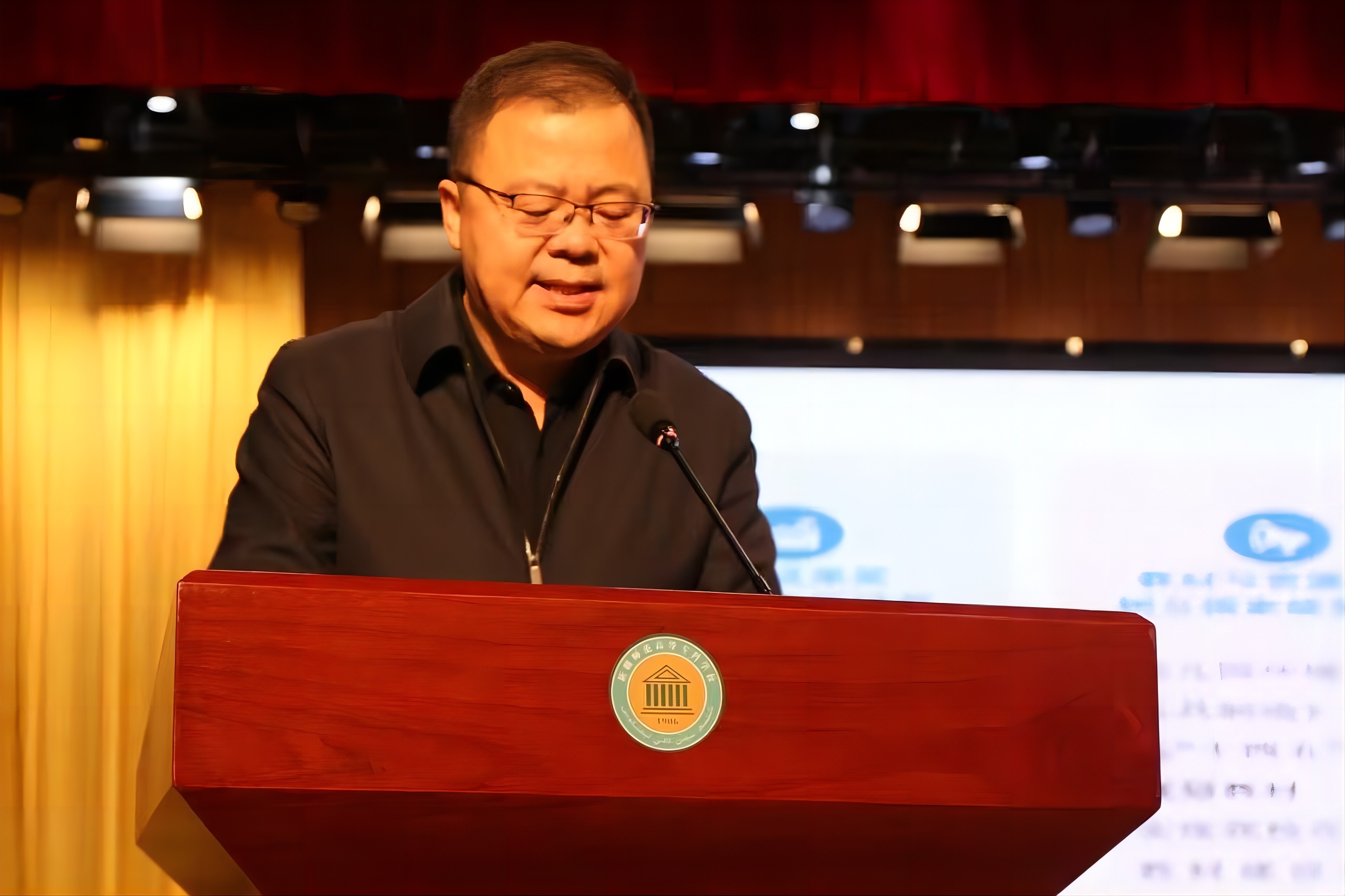 bf4d84d7d2.jpg bf4d84d7d2.jpg